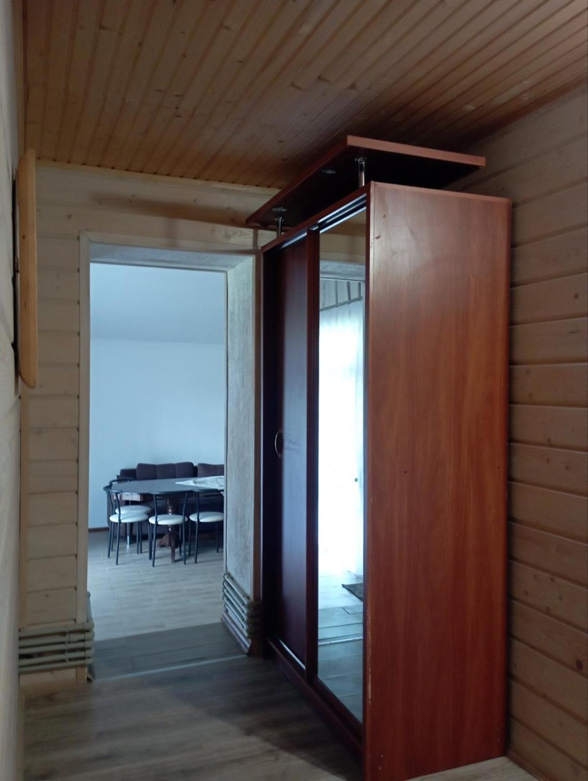 U Anastasii I Sofii Bilya Richki Konuk evi Mykulychyn Dış mekan fotoğraf