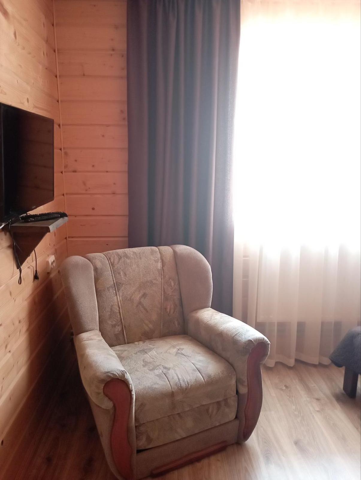U Anastasii I Sofii Bilya Richki Konuk evi Mykulychyn Dış mekan fotoğraf