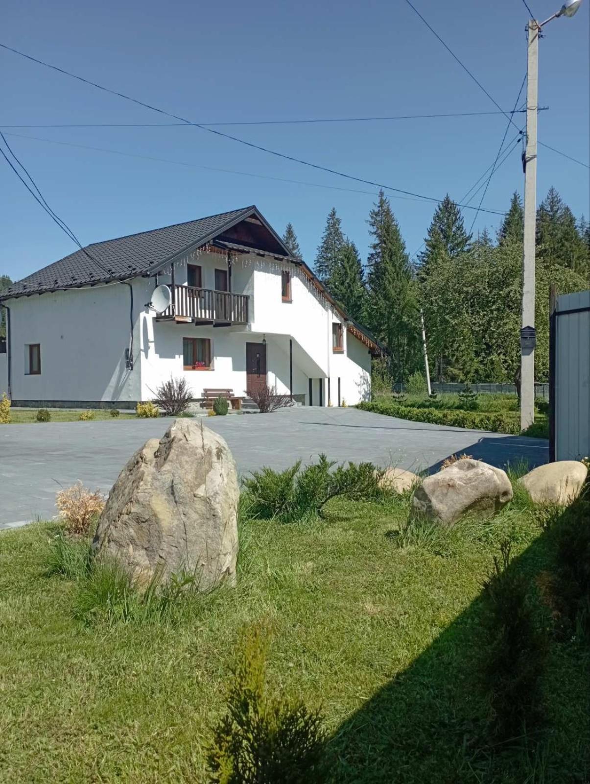 U Anastasii I Sofii Bilya Richki Konuk evi Mykulychyn Oda fotoğraf
