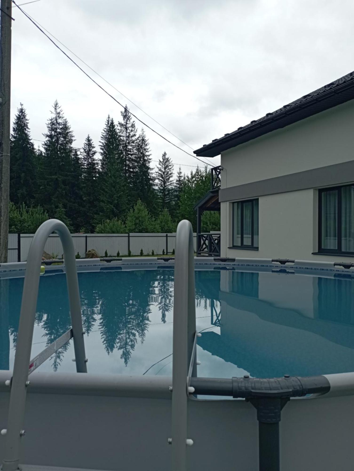 U Anastasii I Sofii Bilya Richki Konuk evi Mykulychyn Dış mekan fotoğraf