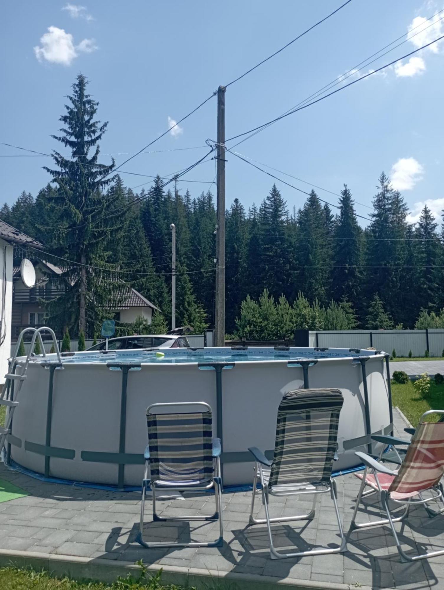 U Anastasii I Sofii Bilya Richki Konuk evi Mykulychyn Dış mekan fotoğraf
